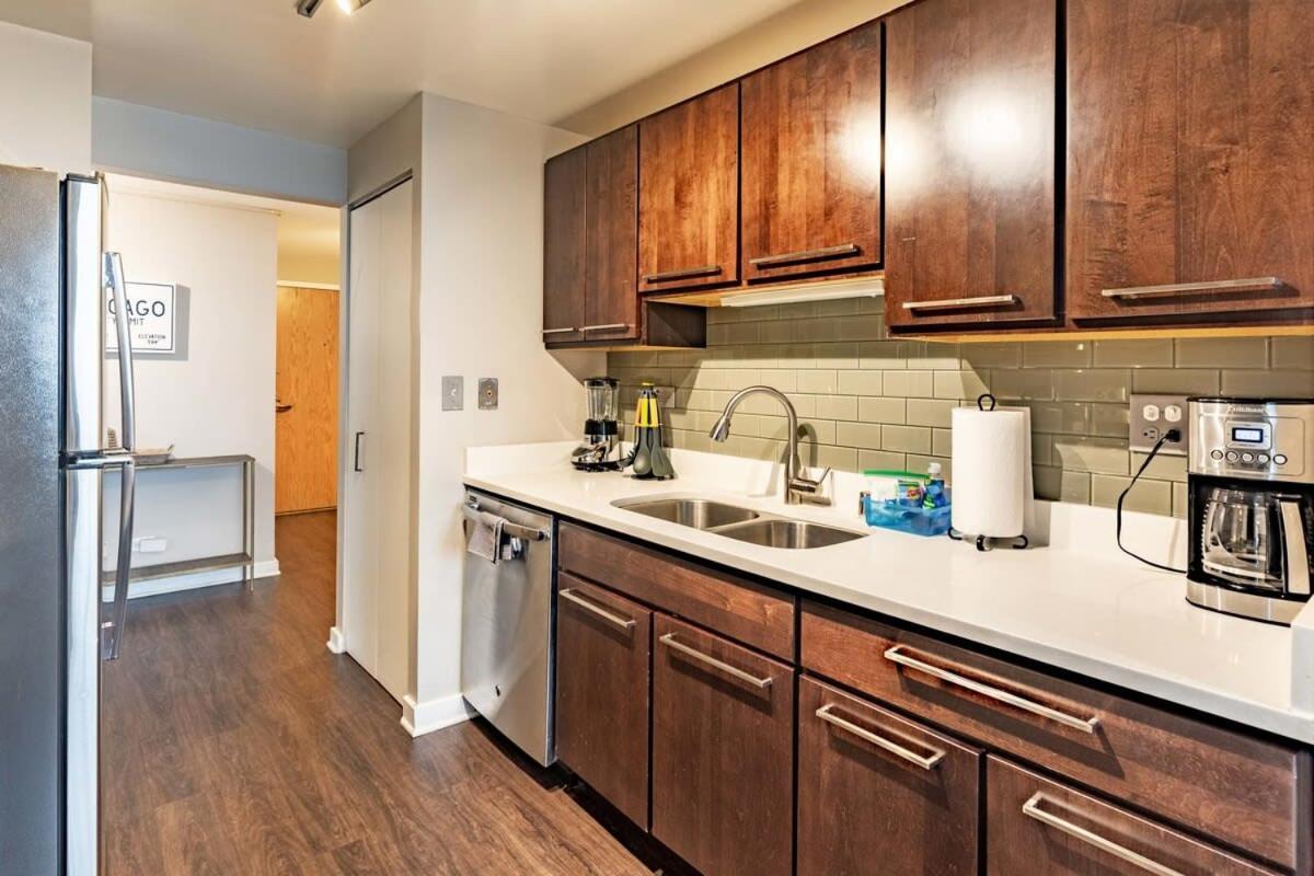 2b 2ba Exquisite With Views, Indoor Pool & Gym By Envitae *